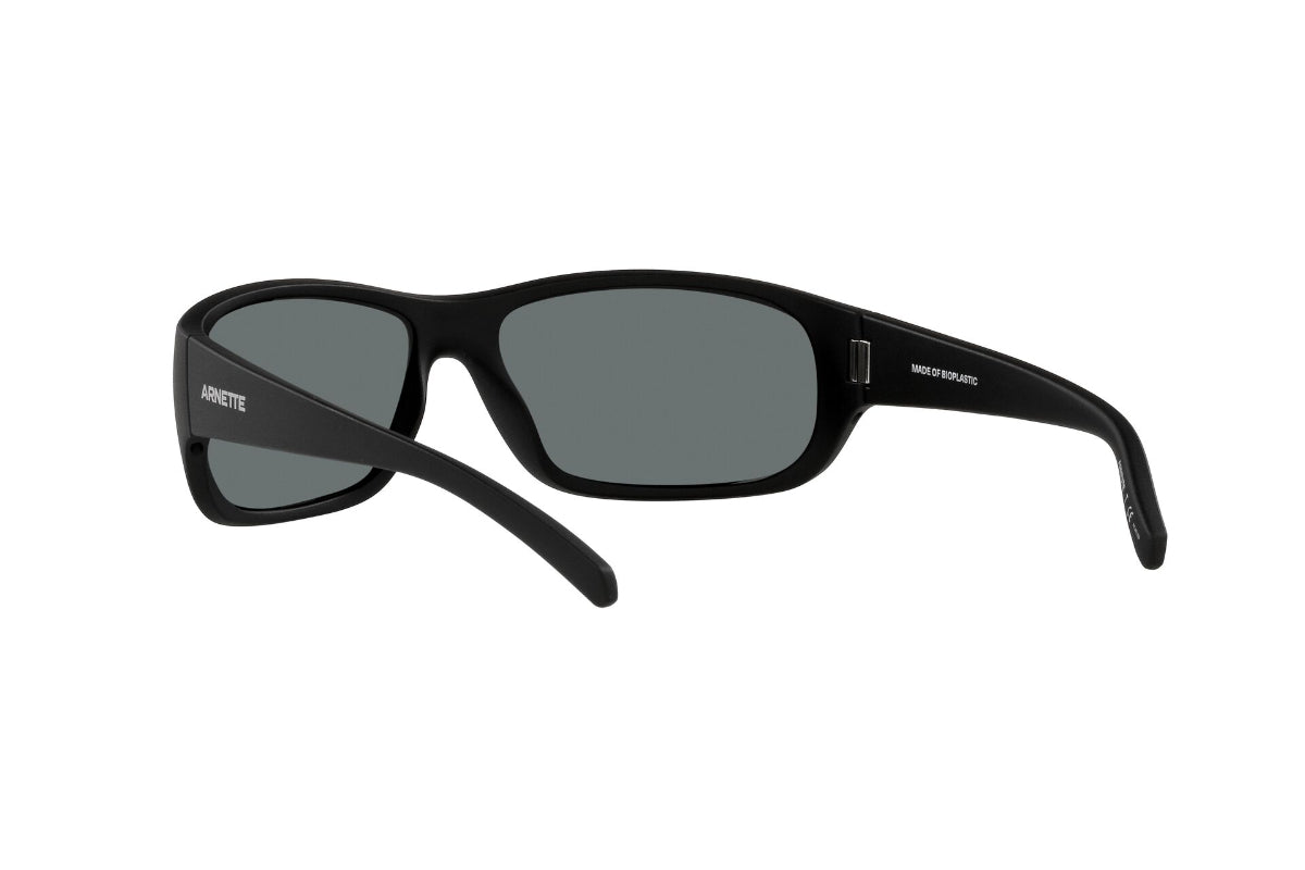 Lentes de Sol Uka-Uka Matte Black Polarizados Arnette Sustentable